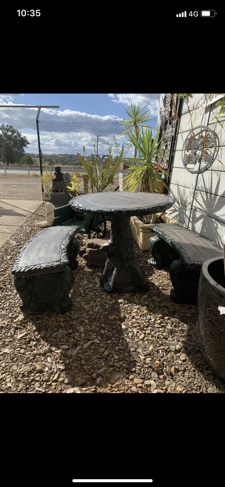 Leaf table setting