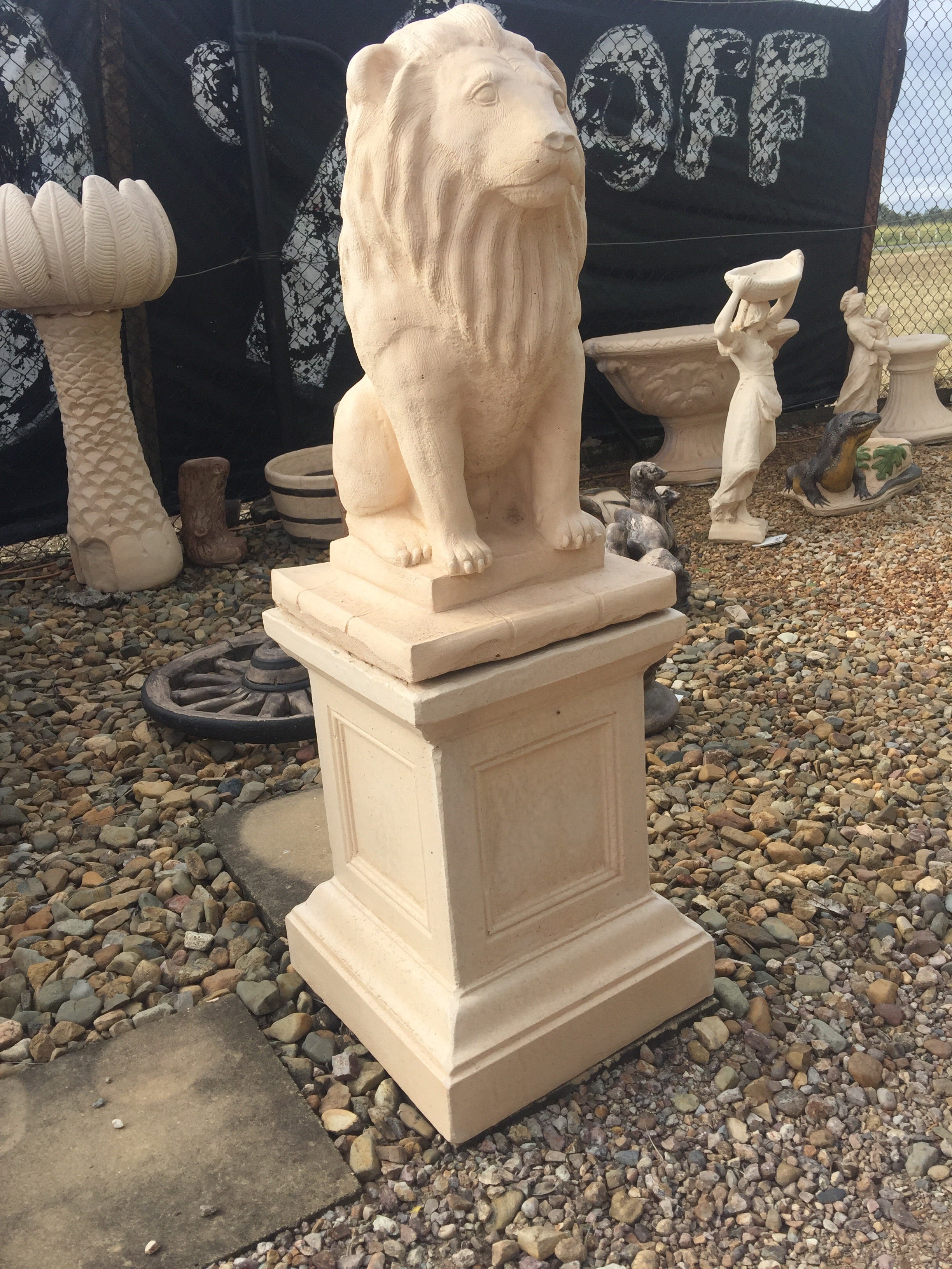 Medium square column