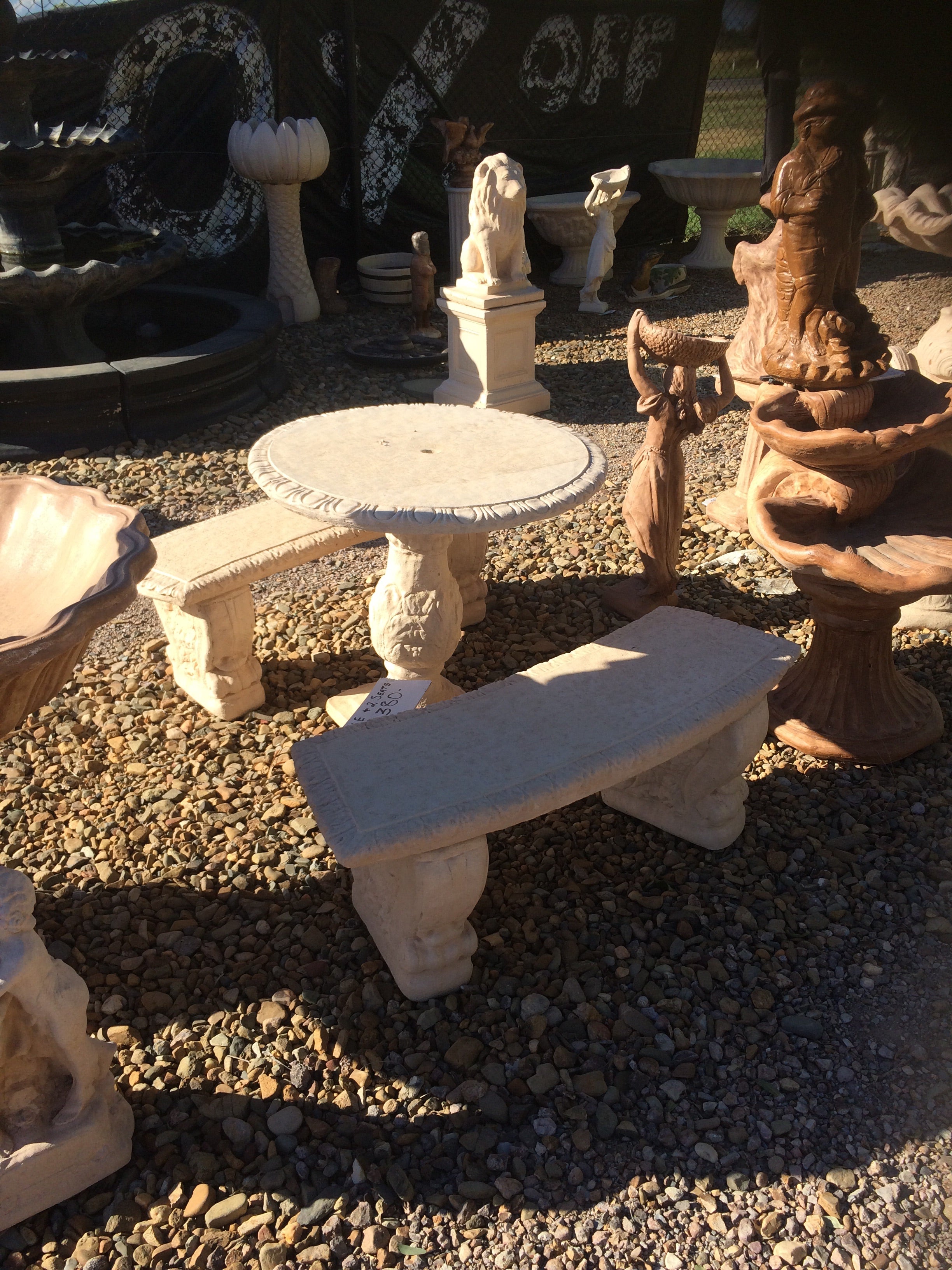 Table and 2 benches