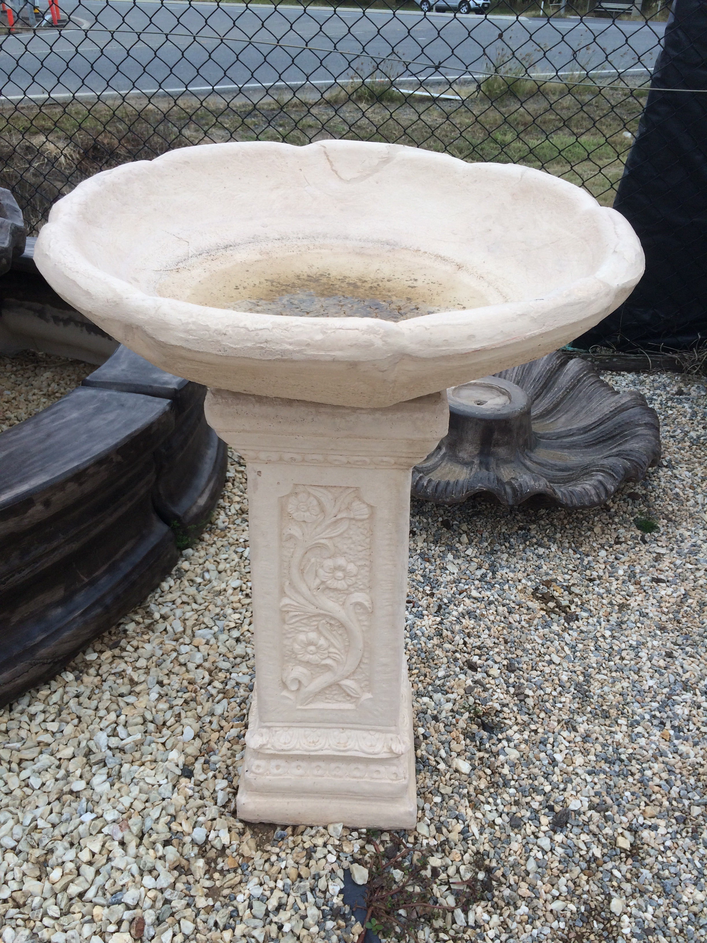 Bird bath deep bowl on square flower column
