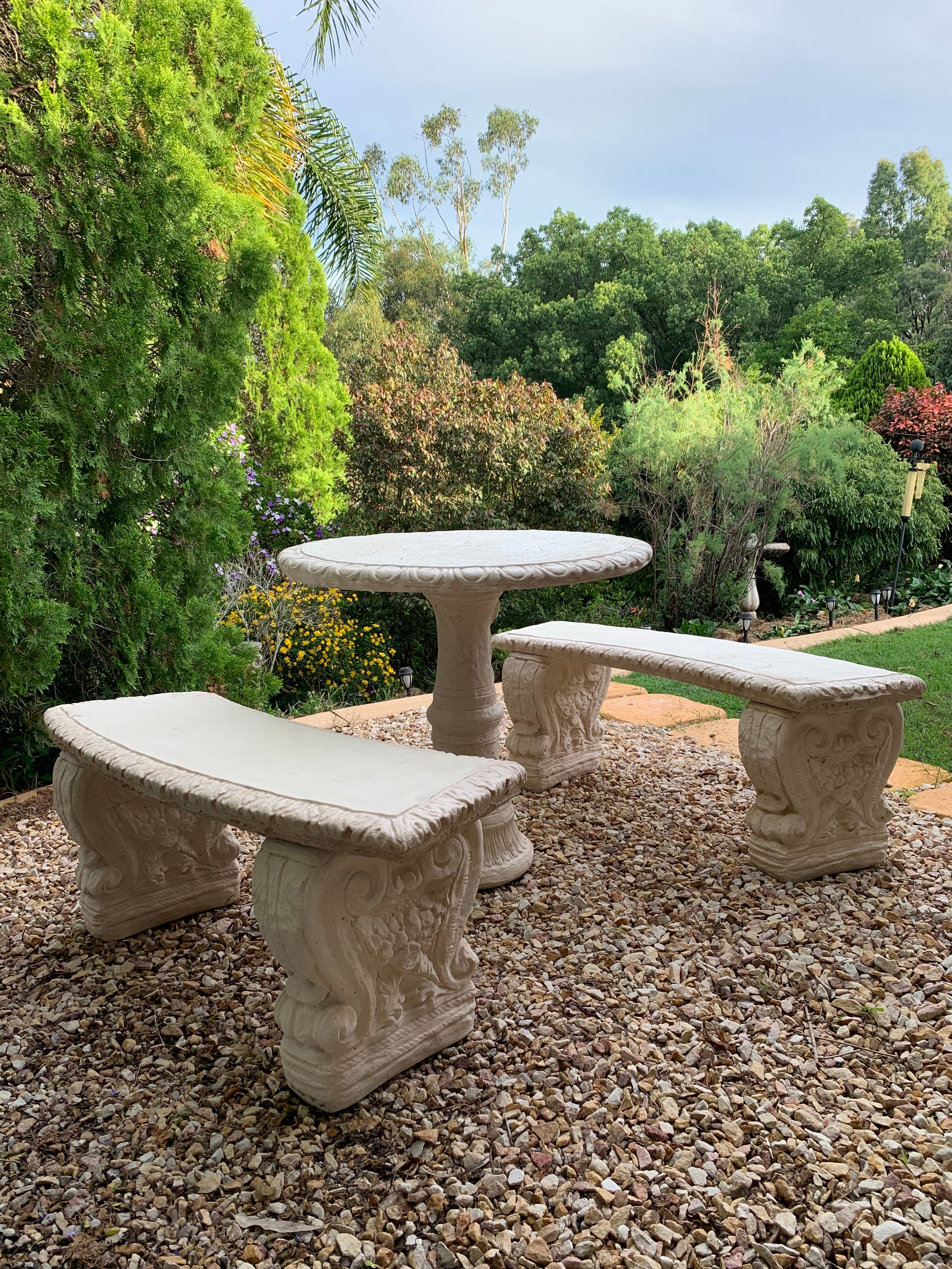 Table setting with 2 benches